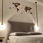Wanderlust House 바리