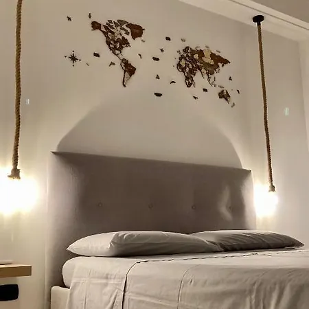 Wanderlust House バーリ